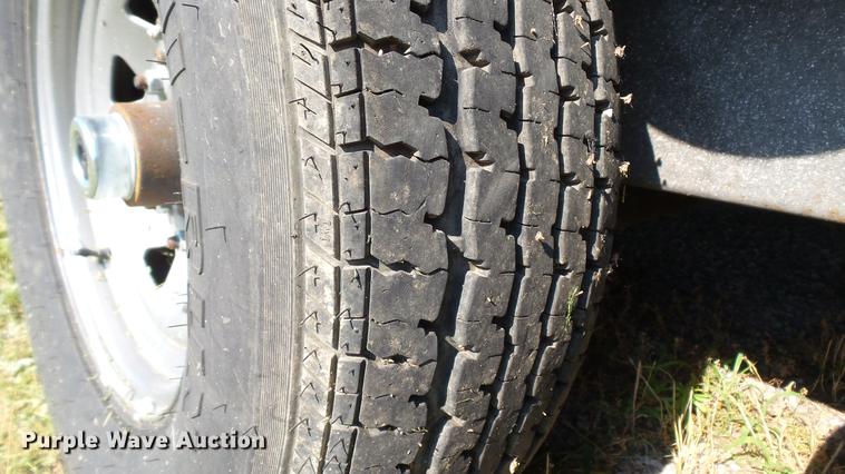 image for item DD7253 2011 Wells Cargo CVG2825 enclosed cargo trailer