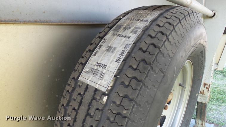 image for item DD7253 2011 Wells Cargo CVG2825 enclosed cargo trailer