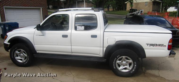 image for item DD7508 2002 Toyota Tacoma Double Cab pickup truck