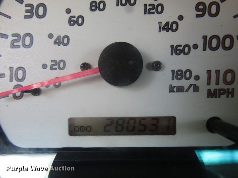 image for item DD7508 2002 Toyota Tacoma Double Cab pickup truck