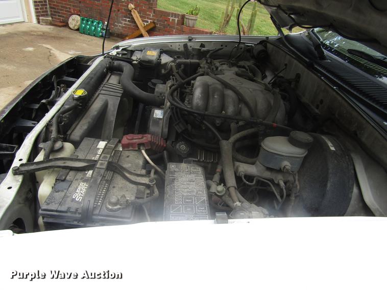 image for item DD7508 2002 Toyota Tacoma Double Cab pickup truck