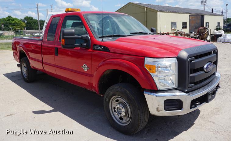 image for item DD7759 2013 Ford F250 Super Duty SuperCab pickup truck