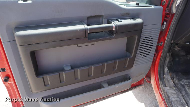 image for item DD7759 2013 Ford F250 Super Duty SuperCab pickup truck