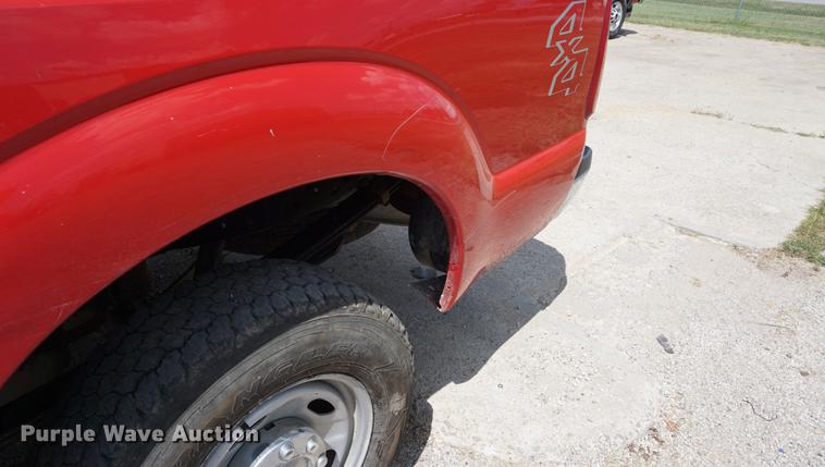 image for item DD7759 2013 Ford F250 Super Duty SuperCab pickup truck