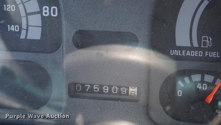 image for item DD7797 1996 Chevrolet Coachmen Catalina RV