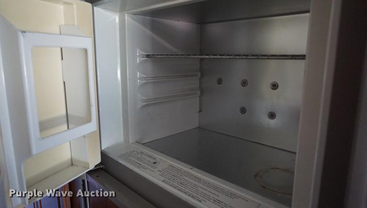 image for item DD7797 1996 Chevrolet Coachmen Catalina RV