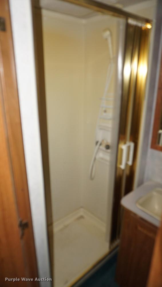 image for item DD7797 1996 Chevrolet Coachmen Catalina RV