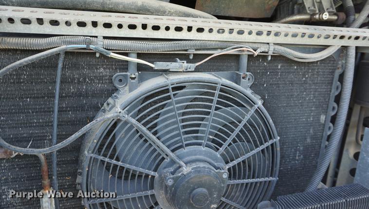 image for item DD7797 1996 Chevrolet Coachmen Catalina RV