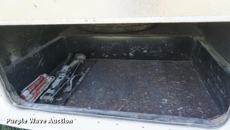 image for item DD7797 1996 Chevrolet Coachmen Catalina RV