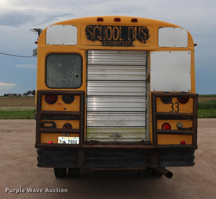 image for item DD8285 1987 International S1853 Ward SS-20 school bus