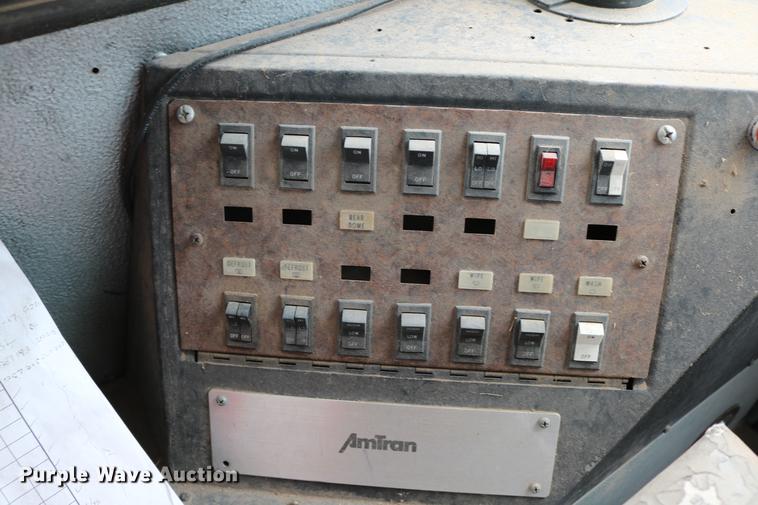 image for item DD8285 1987 International S1853 Ward SS-20 school bus