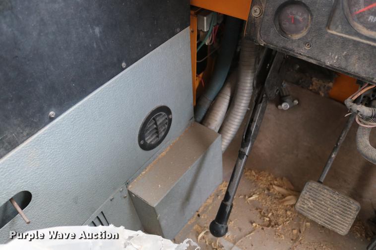 image for item DD8285 1987 International S1853 Ward SS-20 school bus