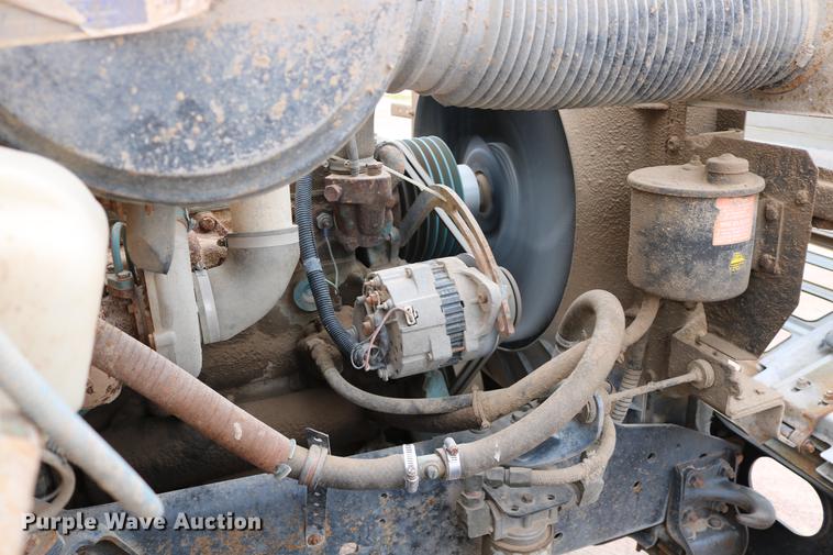 image for item DD8285 1987 International S1853 Ward SS-20 school bus