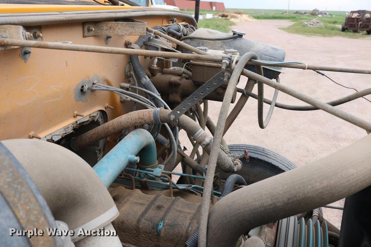 image for item DD8285 1987 International S1853 Ward SS-20 school bus