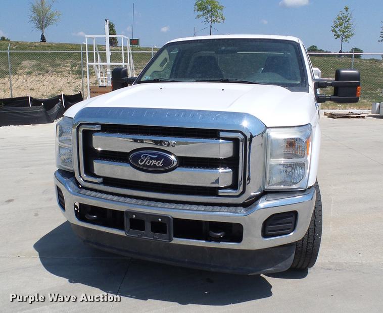 image for item DD8635 2012 Ford F250 Super Duty pickup truck