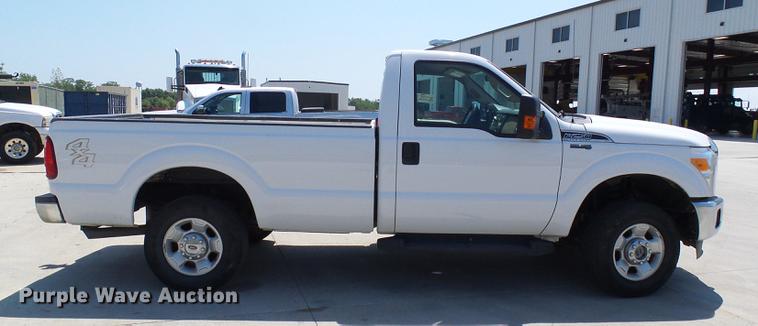image for item DD8635 2012 Ford F250 Super Duty pickup truck