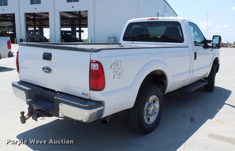 image for item DD8635 2012 Ford F250 Super Duty pickup truck