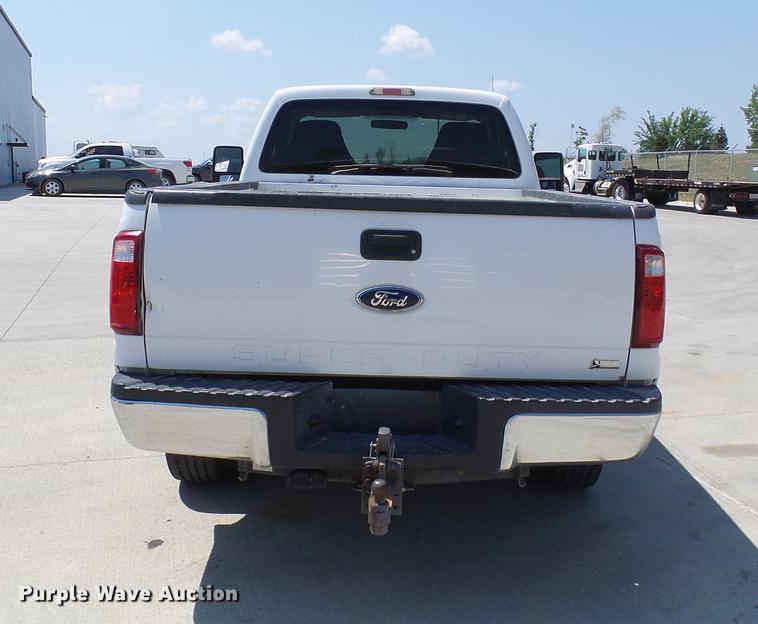 image for item DD8635 2012 Ford F250 Super Duty pickup truck