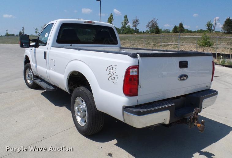 image for item DD8635 2012 Ford F250 Super Duty pickup truck