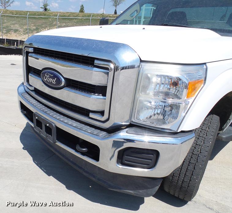 image for item DD8635 2012 Ford F250 Super Duty pickup truck