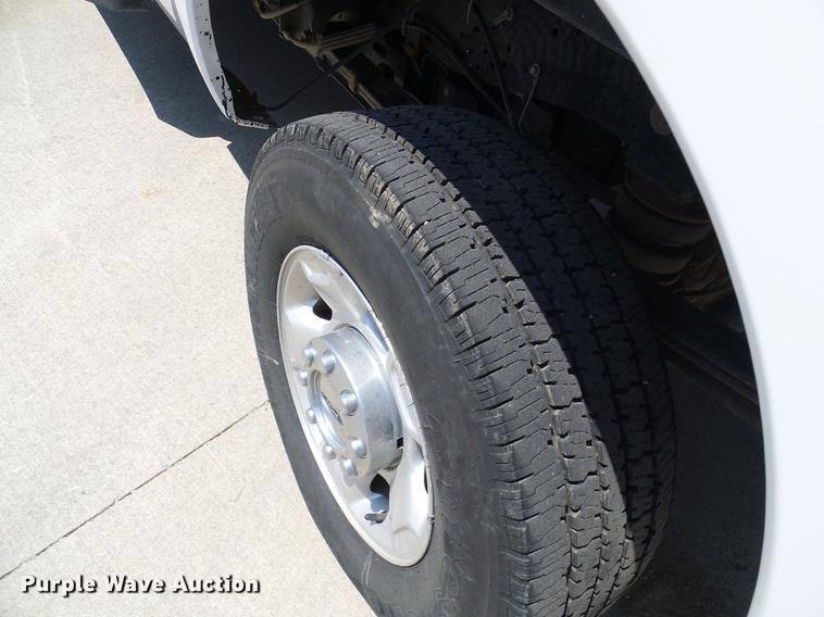 image for item DD8635 2012 Ford F250 Super Duty pickup truck