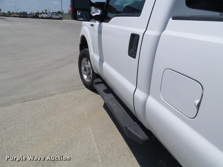 image for item DD8635 2012 Ford F250 Super Duty pickup truck
