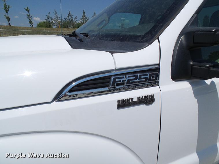 image for item DD8635 2012 Ford F250 Super Duty pickup truck