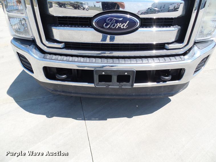 image for item DD8635 2012 Ford F250 Super Duty pickup truck