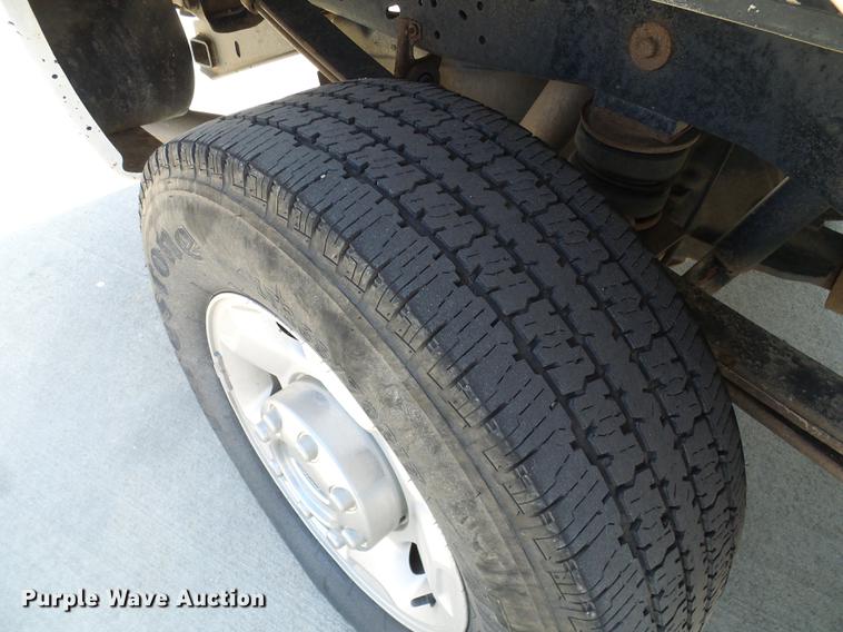 image for item DD8635 2012 Ford F250 Super Duty pickup truck