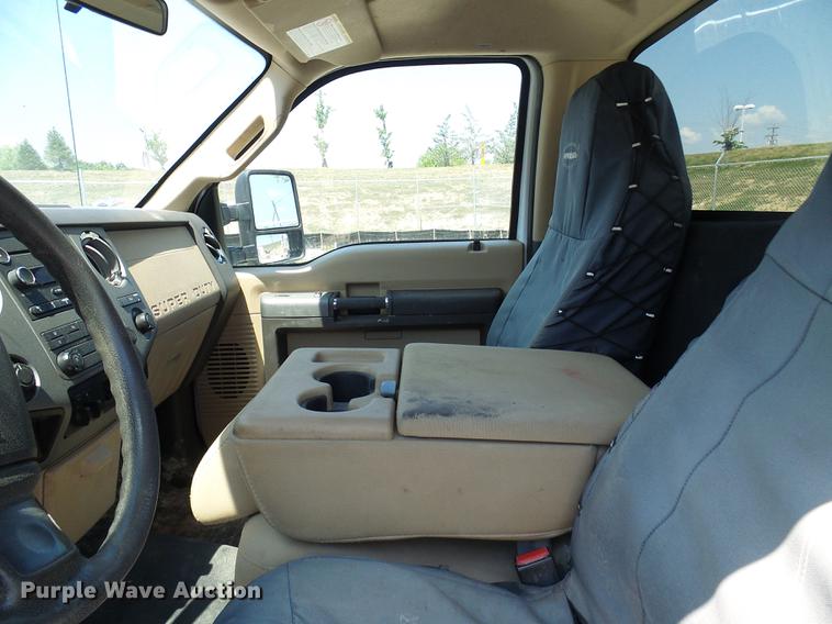 image for item DD8635 2012 Ford F250 Super Duty pickup truck