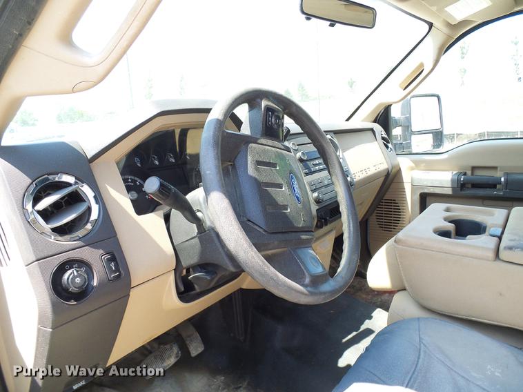 image for item DD8635 2012 Ford F250 Super Duty pickup truck