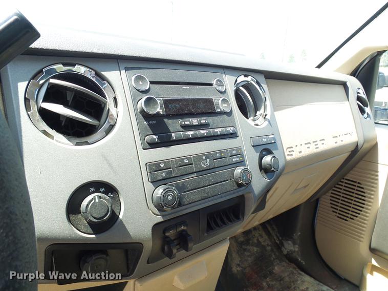 image for item DD8635 2012 Ford F250 Super Duty pickup truck
