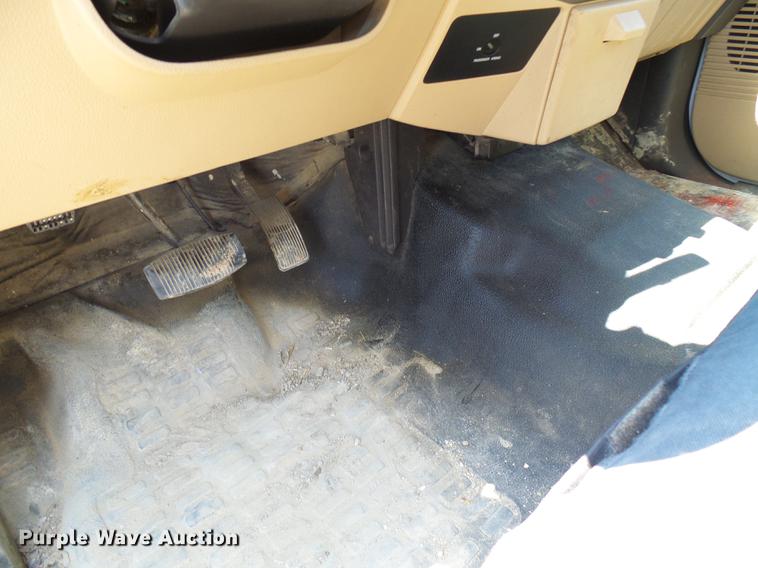 image for item DD8635 2012 Ford F250 Super Duty pickup truck