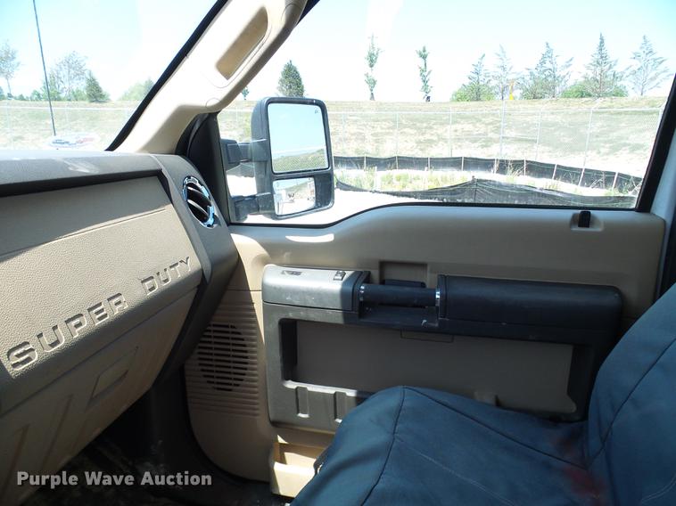 image for item DD8635 2012 Ford F250 Super Duty pickup truck