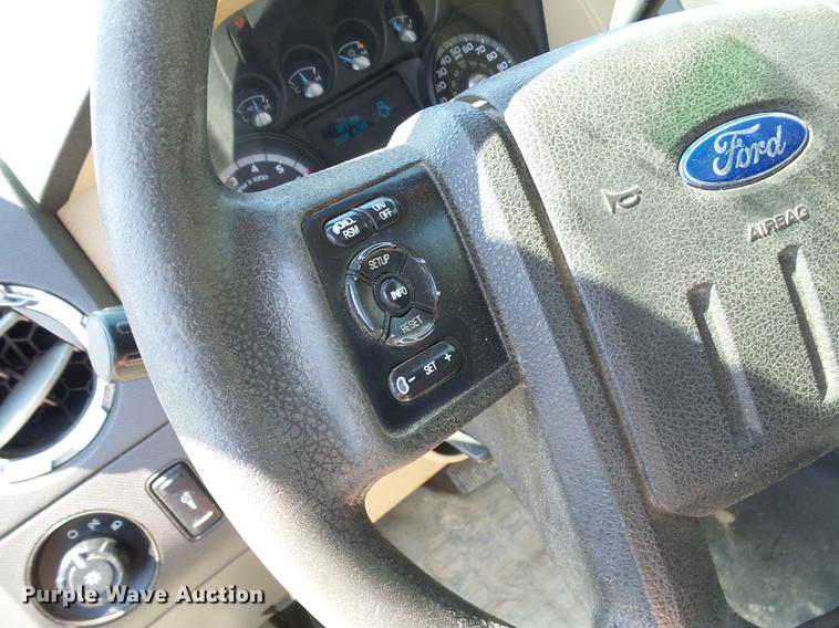 image for item DD8635 2012 Ford F250 Super Duty pickup truck