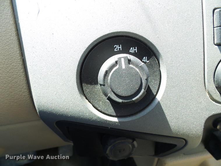 image for item DD8635 2012 Ford F250 Super Duty pickup truck