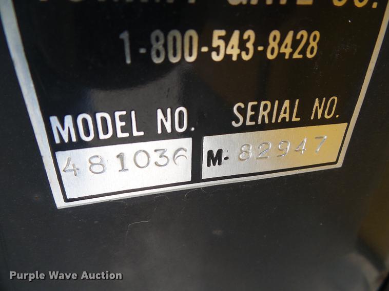 image for item DD8636 1999 Ford F250 Super Duty utility bed pickup truck