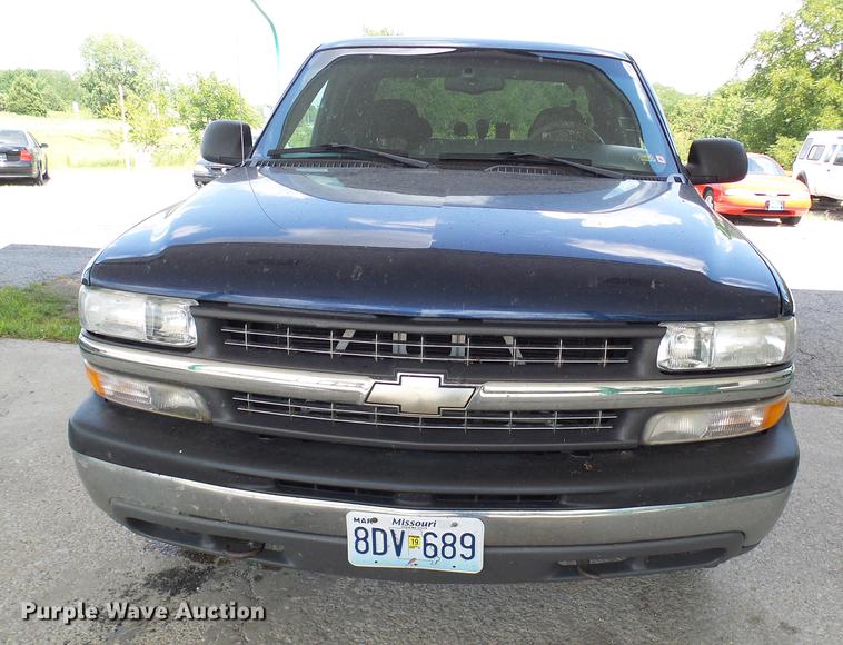 image for item DD8649 2001 Chevrolet Silverado 1500 Ext. Cab pickup truck