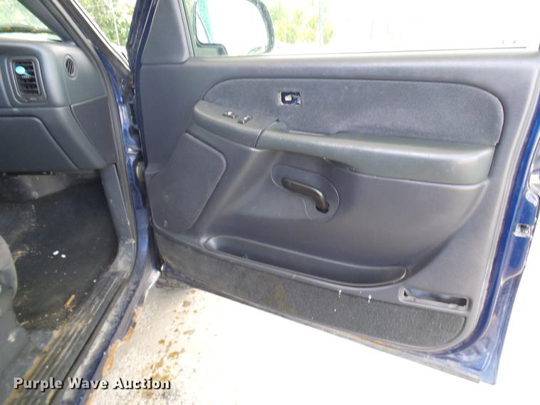 image for item DD8649 2001 Chevrolet Silverado 1500 Ext. Cab pickup truck