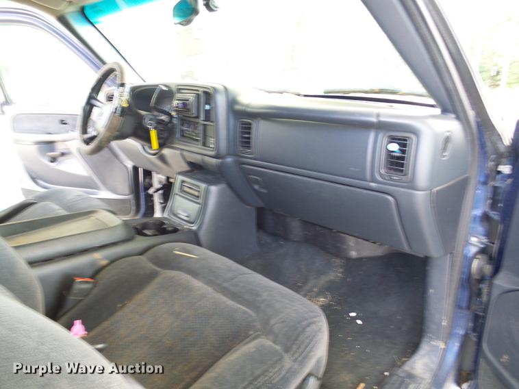 image for item DD8649 2001 Chevrolet Silverado 1500 Ext. Cab pickup truck