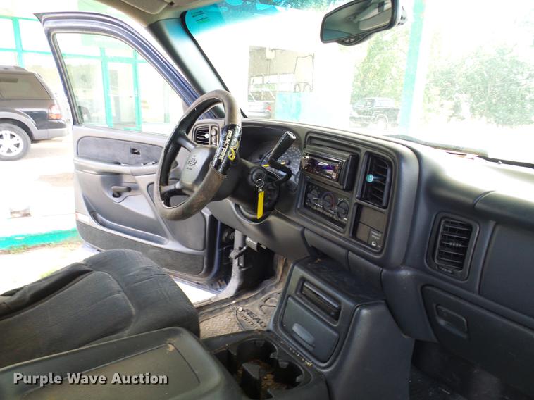 image for item DD8649 2001 Chevrolet Silverado 1500 Ext. Cab pickup truck