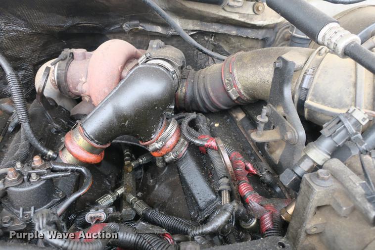 image for item DE3769 1996 Ford F350 Super Duty XLT flatbed pickup truck