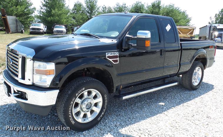 image for item DE5094 2010 Ford F250 Super Duty Lariat SuperCab pickup truck