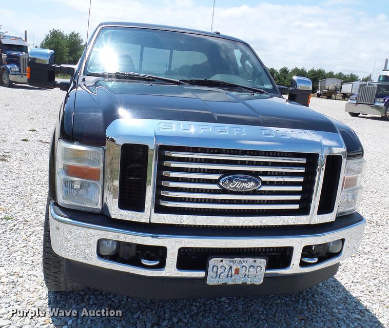 image for item DE5094 2010 Ford F250 Super Duty Lariat SuperCab pickup truck