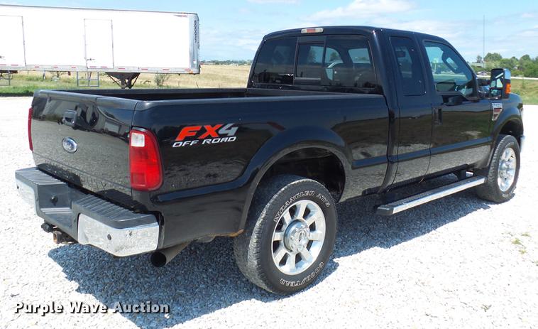 image for item DE5094 2010 Ford F250 Super Duty Lariat SuperCab pickup truck