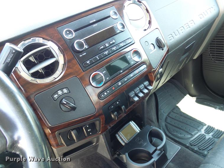 image for item DE5094 2010 Ford F250 Super Duty Lariat SuperCab pickup truck