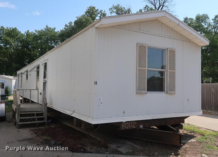 image for item DE6086 1995 Fleetwood Homes mobile home