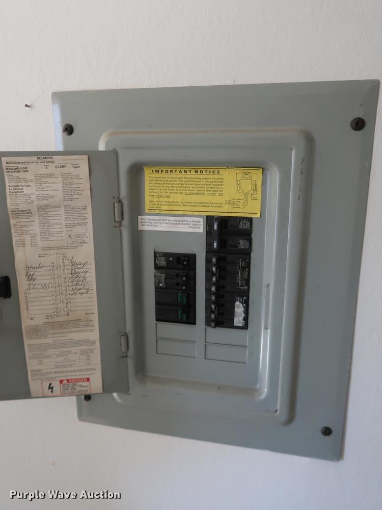 image for item DE6086 1995 Fleetwood Homes mobile home