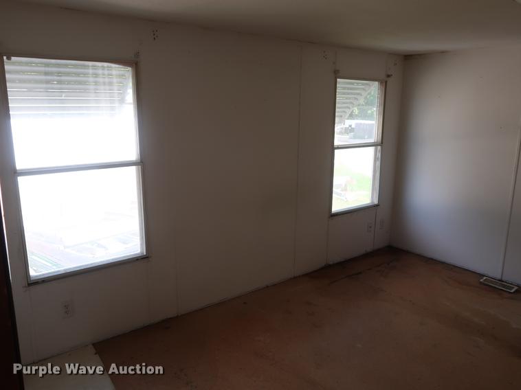 image for item DE6086 1995 Fleetwood Homes mobile home