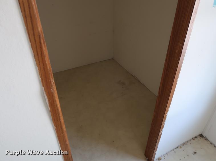 image for item DE6086 1995 Fleetwood Homes mobile home